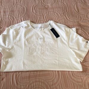 Tommy Hilfiger White Crewneck Tee with Subtle Embroidery